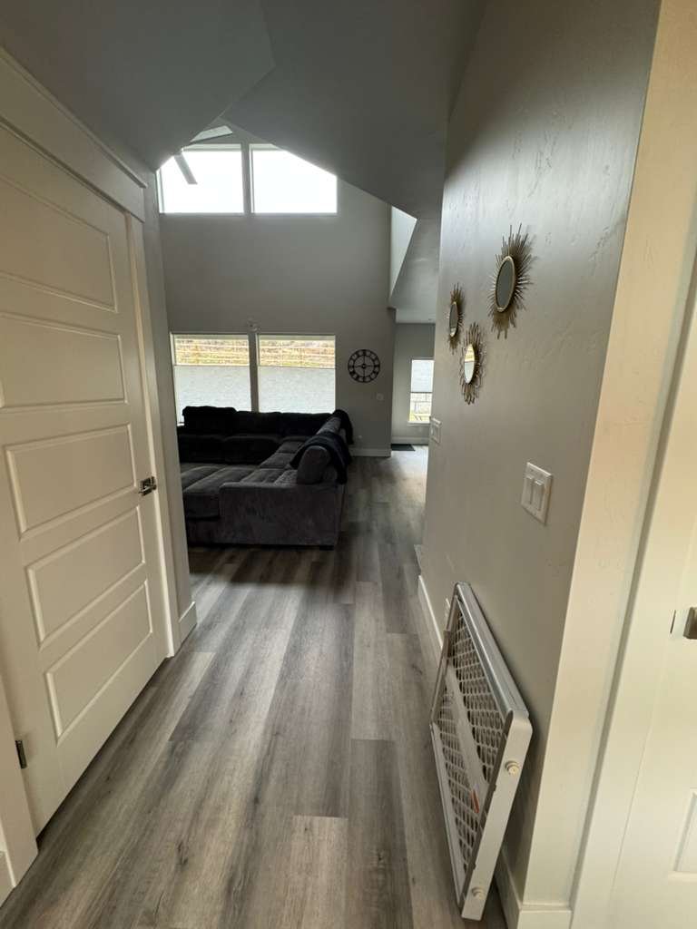 WhatsApp Image 2025-11-20 at 12.45.23 PM (2)